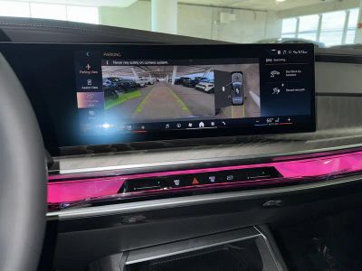 2025 BMW 7 Series — photo 28 view