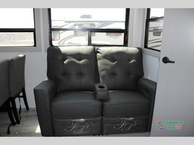 2025 Keystone RV Montana High Country - Photo 8