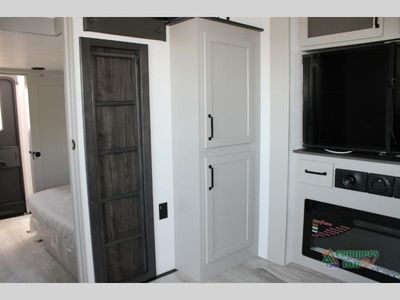 2025 Keystone RV Montana High Country - Photo 11