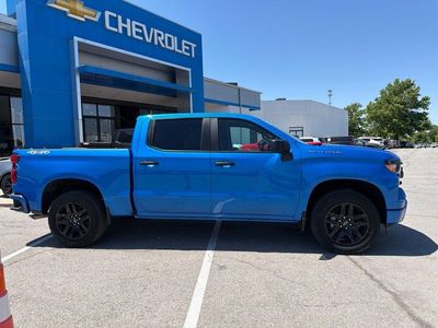 2025 Chevrolet Silverado 1500 - Photo 2