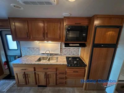2017 Jayco Redhawk - Photo 6