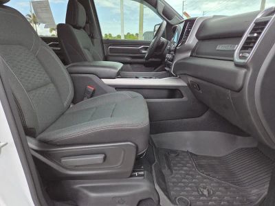 2025 Ram 1500 — photo 10 view