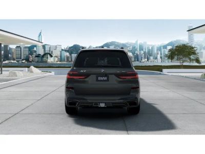 2027 BMW X7 — detail view