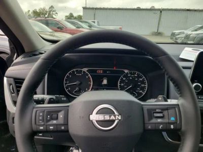 2026 Nissan Rogue — photo 13 view