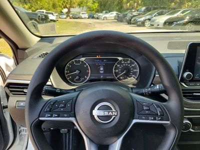 2025 Nissan Altima - Photo 15
