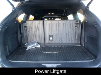 2026 Toyota Highlander XSE - Photo 26