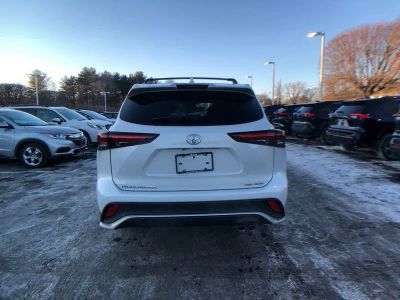 2026 Toyota Highlander XSE - Photo 4