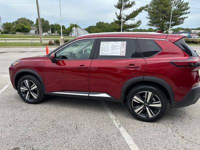 2023 Nissan Rogue — photo 16 view