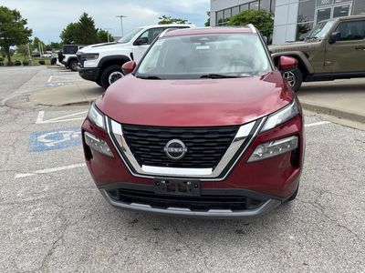2023 Nissan Rogue — photo 9 view