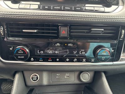 2023 Nissan Rogue — detail view