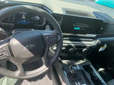 2026 Chevrolet Silverado 1500 — photo 15 view