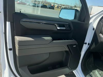 2026 Chevrolet Silverado 1500 — photo 16 view