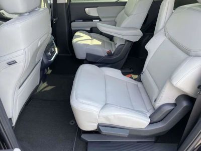 2026 Ford Expedition - Photo 14