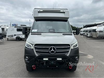 2026 Tiffin Motorhomes Open Trail - Photo 3