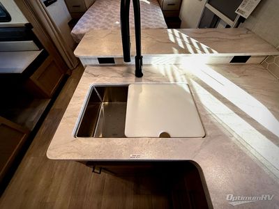 2026 Ember RV E-Series - Photo 9