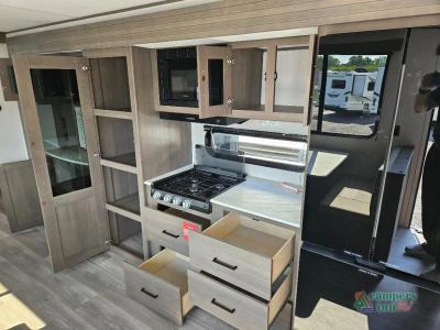 2026 Grand Design Transcend Xplor — photo 17 view