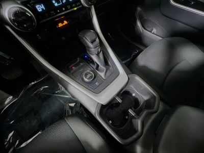 2025 Toyota RAV4 Hybrid — photo 22 view