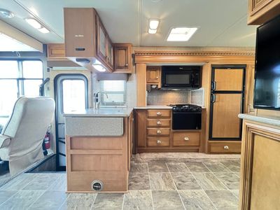 2017 Newmar BAY STAR SPORT - Photo 7