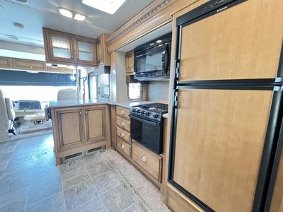 2017 Newmar BAY STAR SPORT - Photo 9