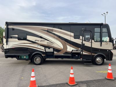 2017 Newmar BAY STAR SPORT - Photo 24