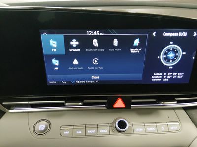 2024 Hyundai Elantra — photo 21 view