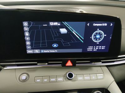 2024 Hyundai Elantra — photo 17 view