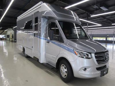 2025 Winnebago VIEW - Photo 1