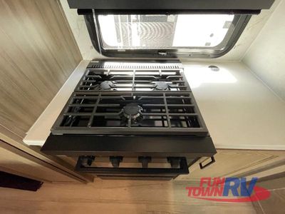 2026 Forest River RV Rockwood Signature - Photo 14