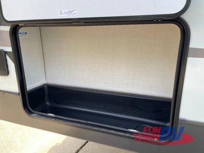 2026 Forest River RV Rockwood Signature - Photo 6
