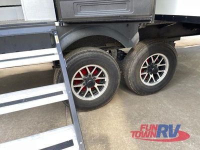 2026 Forest River RV Rockwood Signature - Photo 8