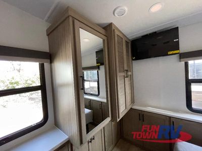 2026 Forest River RV Rockwood Signature - Photo 29
