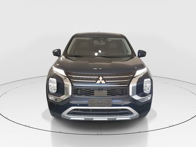 2024 Mitsubishi Outlander - Photo 2