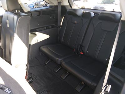 2024 Kia Sorento - Photo 18