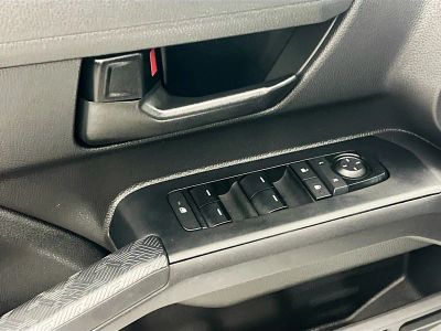 2024 Toyota Tacoma — photo 14 view