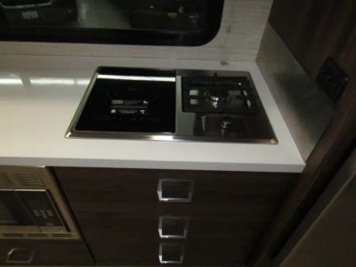2025 Winnebago VIEW - Photo 11