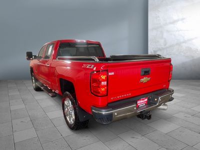 2018 Chevrolet Silverado 2500HD - Photo 3