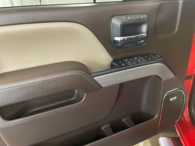 2018 Chevrolet Silverado 2500HD - Photo 10