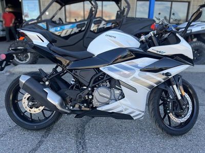 2026 CFMOTO 300SS - Photo 7