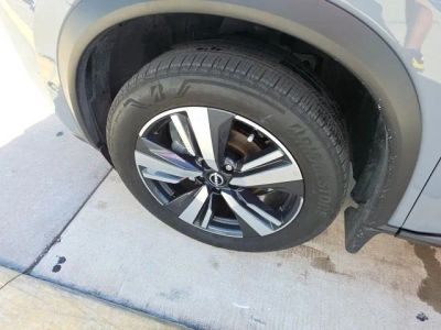 2023 Nissan Rogue — photo 10 view