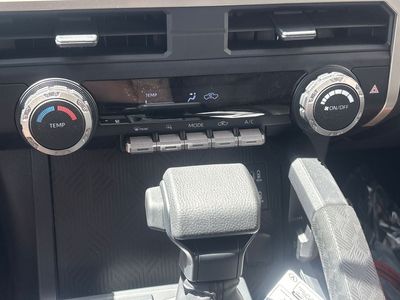 2026 Toyota Tacoma - Photo 14