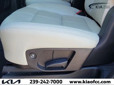 2022 Kia Telluride — photo 14 view