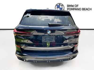 2024 BMW X5 — detail view