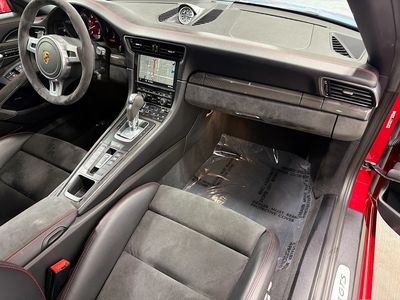 2016 Porsche 911 - Photo 14