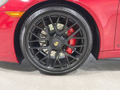 2016 Porsche 911 - Photo 39