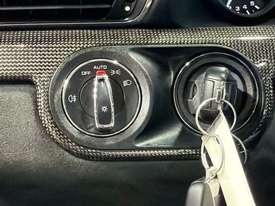 2016 Porsche 911 - Photo 32