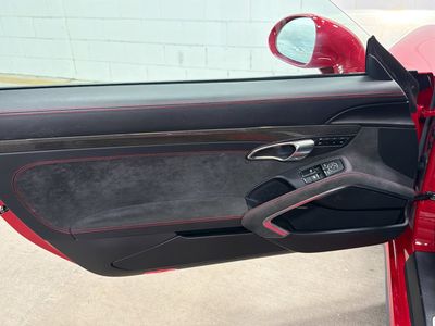 2016 Porsche 911 - Photo 20