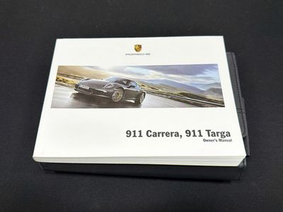 2016 Porsche 911 - Photo 42