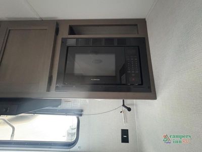 2026 Grand Design Transcend One — photo 32 view