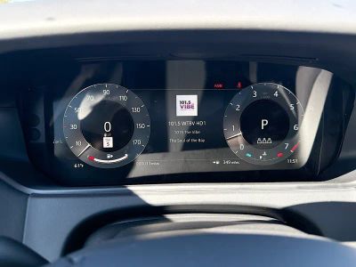 2026 Land Rover Range Rover Velar — photo 39 view
