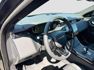 2026 Land Rover Range Rover Velar — photo 25 view